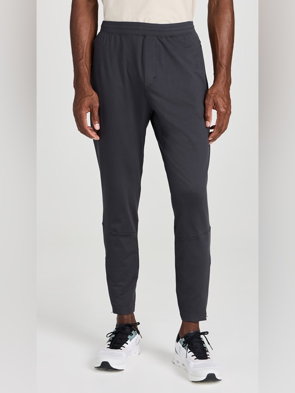 ALO Yoga Men's black conquer react performance Pants